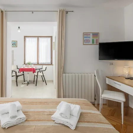 Apartment Katana Poreč